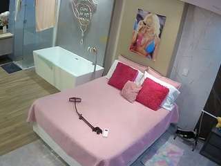 voyeurcam-casa-salsa-bedroom-3