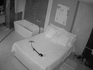 voyeurcam-casa-salsa-bedroom-3