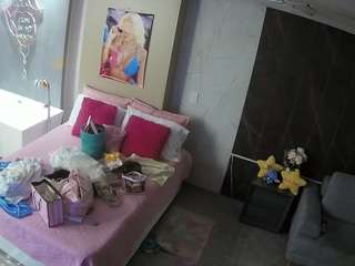 voyeurcam-casa-salsa-bedroom-3