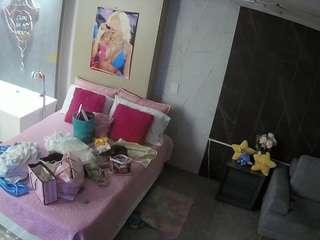 voyeurcam-casa-salsa-bedroom-3