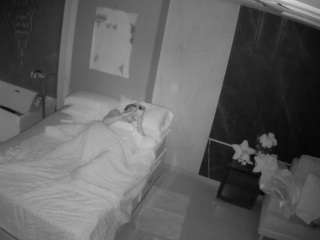voyeurcam-casa-salsa-bedroom-3