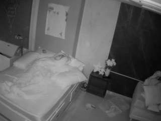 voyeurcam-casa-salsa-bedroom-3