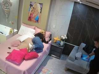 voyeurcam-casa-salsa-bedroom-3
