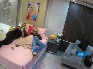 voyeurcam-casa-salsa-bedroom-3