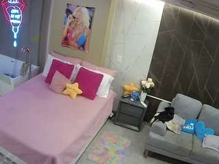 voyeurcam-casa-salsa-bedroom-3