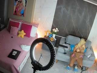 voyeurcam-casa-salsa-bedroom-3