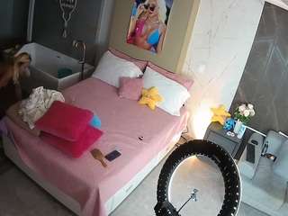 voyeurcam-casa-salsa-bedroom-3