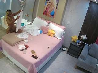 voyeurcam-casa-salsa-bedroom-3