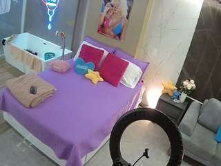 voyeurcam-casa-salsa-bedroom-3