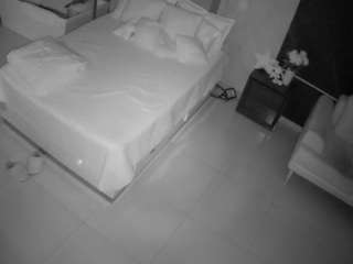 voyeurcam-casa-salsa-bedroom-3