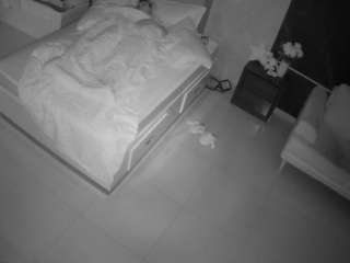 voyeurcam-casa-salsa-bedroom-3