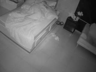 voyeurcam-casa-salsa-bedroom-3