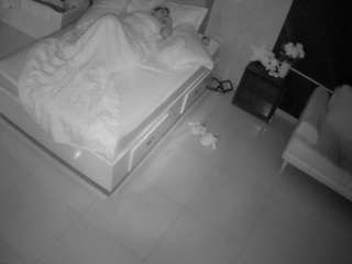 voyeurcam-casa-salsa-bedroom-3