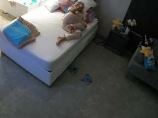 voyeurcam-casa-salsa-bedroom-3