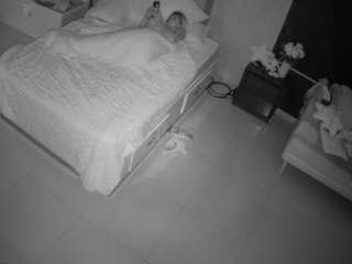voyeurcam-casa-salsa-bedroom-3