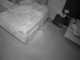 voyeurcam-casa-salsa-bedroom-3