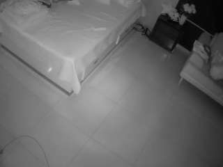 voyeurcam-casa-salsa-bedroom-3