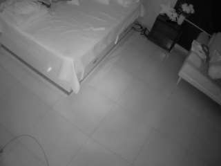 voyeurcam-casa-salsa-bedroom-3