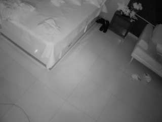 voyeurcam-casa-salsa-bedroom-3