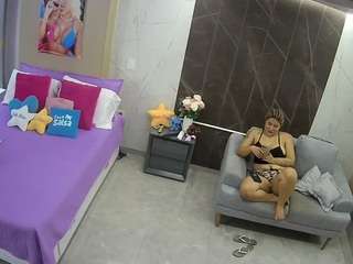 voyeurcam-casa-salsa-bedroom-3