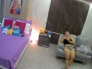 voyeurcam-casa-salsa-bedroom-3