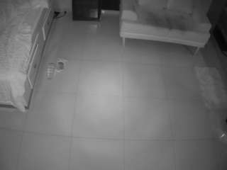 voyeurcam-casa-salsa-bedroom-3