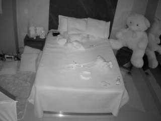 voyeurcam-casa-s... Live Webcam on CamSoda