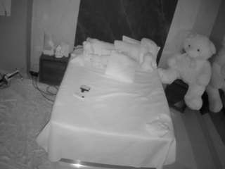 voyeurcam-casa-salsa-bedroom-3