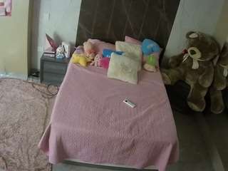 voyeurcam-casa-salsa-bedroom-3