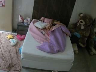 voyeurcam-casa-salsa-bedroom-3 camsoda