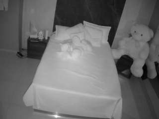 voyeurcam-casa-salsa-bedroom-3