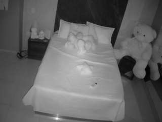 voyeurcam-casa-salsa-bedroom-3