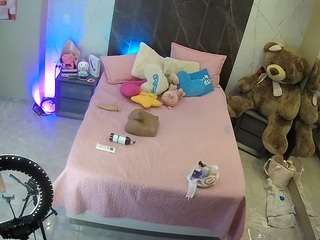 voyeurcam-casa-salsa-bedroom-3