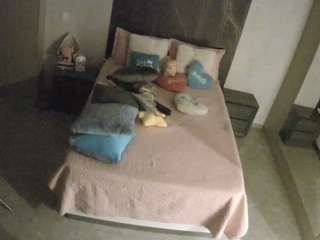 voyeurcam-casa-salsa-bedroom-3