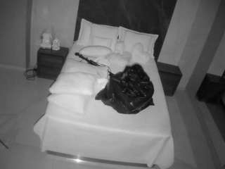 voyeurcam-casa-salsa-bedroom-3