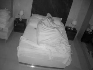 voyeurcam-casa-salsa-bedroom-3