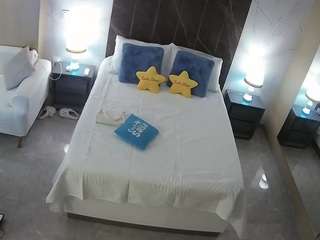 voyeurcam-casa-salsa-bedroom-3