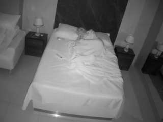 voyeurcam-casa-salsa-bedroom-3