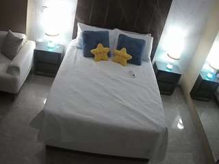 voyeurcam-casa-salsa-bedroom-3