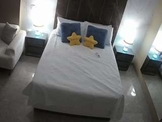 voyeurcam-casa-salsa-bedroom-3