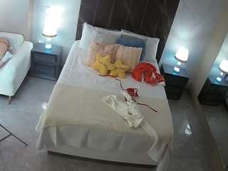 voyeurcam-casa-salsa-bedroom-3