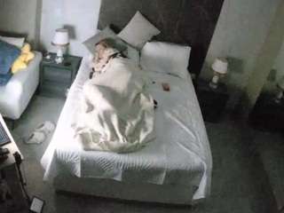 voyeurcam-casa-salsa-bedroom-3