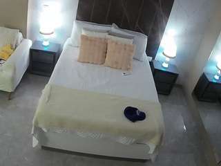 voyeurcam-casa-salsa-bedroom-3