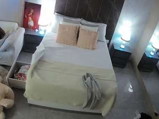 voyeurcam-casa-salsa-bedroom-3