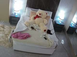 voyeurcam-casa-salsa-bedroom-3