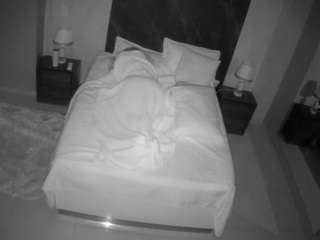 voyeurcam-casa-salsa-bedroom-3