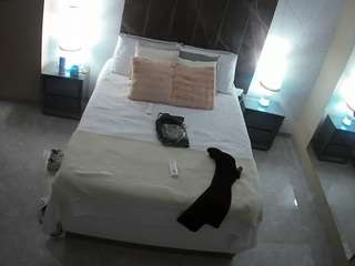 voyeurcam-casa-salsa-bedroom-3