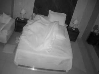 voyeurcam-casa-salsa-bedroom-3