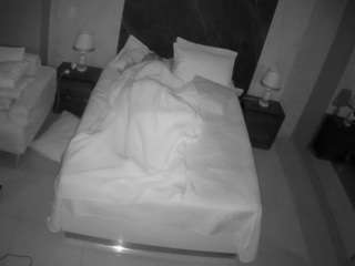 voyeurcam-casa-salsa-bedroom-3