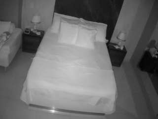 voyeurcam-casa-salsa-bedroom-3